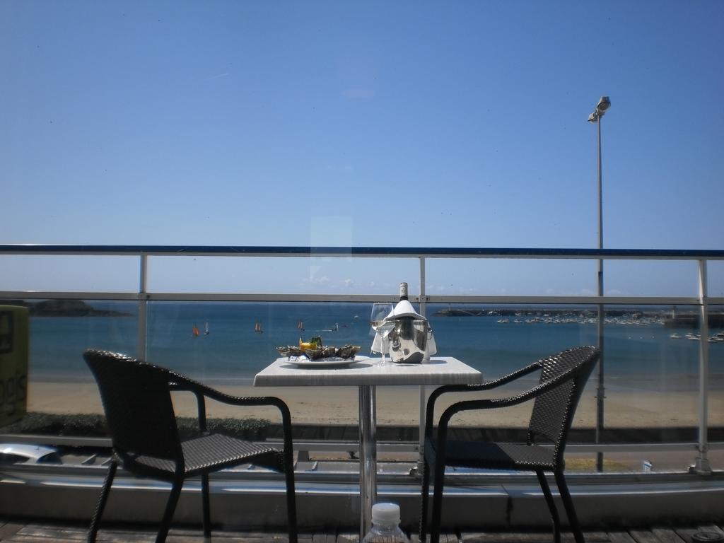 Hotel De La Plage Erquy Værelse billede